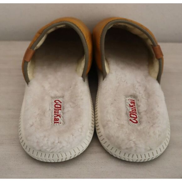 OluKai 10502 Men’s Sz 12 Gold Mua 'Ili Leather/Shearling Lined Slippers - Picture 3 of 13